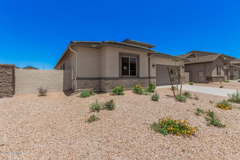 6952 Brushy Bill Rd, San Tan Valley, AZ 85143