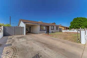 6952 Wolf St, Phoenix, AZ 85033