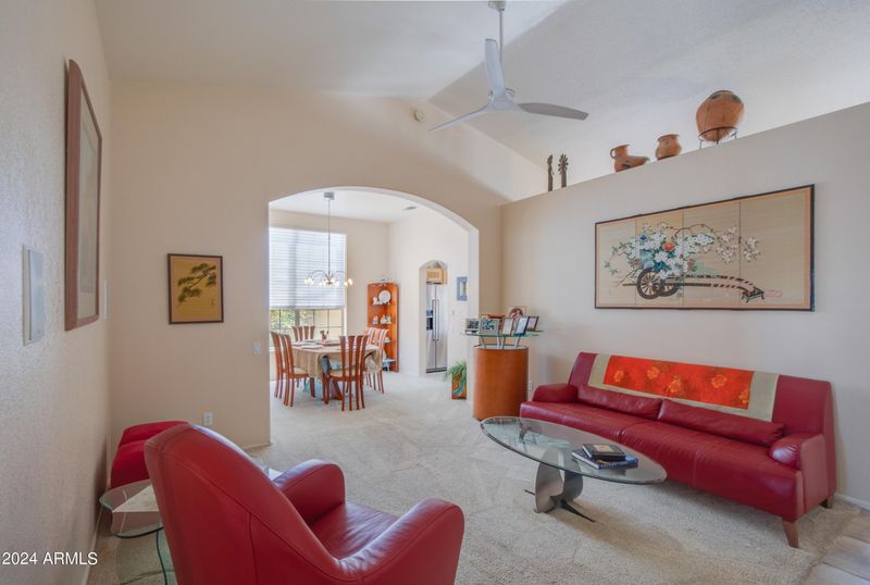6953 W Williams Dr, Glendale, AZ 85310
