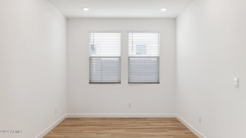 6955 Buckhorn Trl, Peoria, AZ 85383