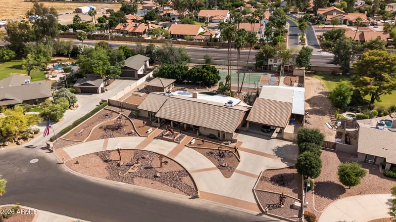 6955 W Calavar Rd, Peoria, AZ 85381