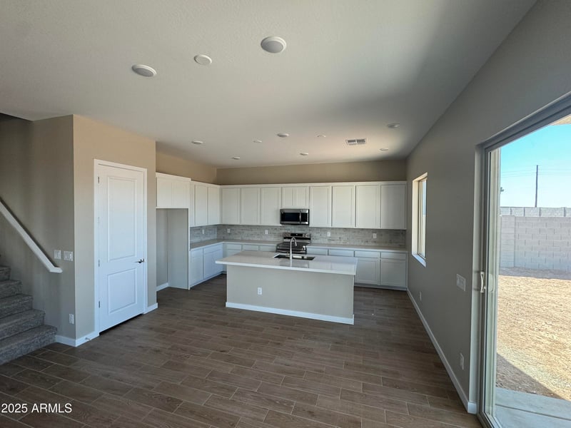 6956 Hayride Ln, San Tan Valley, AZ 85143