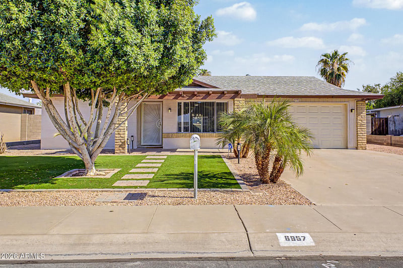 6957 W San Juan Ave, Glendale, AZ 85303