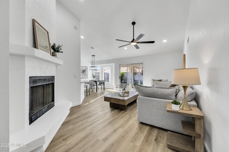 6958 Mclellan Rd, Glendale, AZ 85303