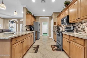 6959 Rincon Dr, Chandler, AZ 85249