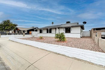 6959 Solano Dr, Glendale, AZ 85303