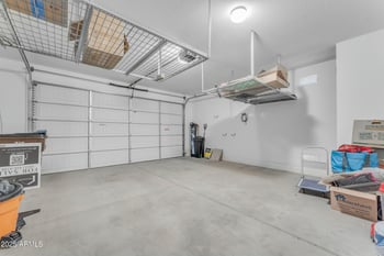 696 Glen Canyon Dr, San Tan Valley, AZ 85140