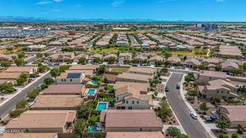 696 W Glen Canyon Dr, San Tan Valley, AZ 85140