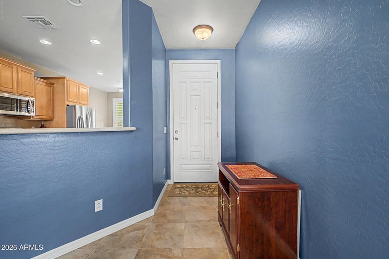 696 W Sundance Cir, San Tan Valley, AZ 85143