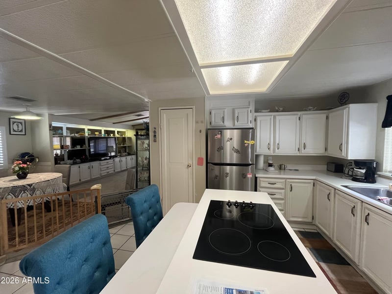 6960 W Peoria Ave #225, Peoria, AZ 85345