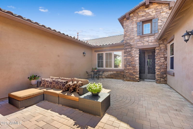 6961 Ivyglen St, Mesa, AZ 85207