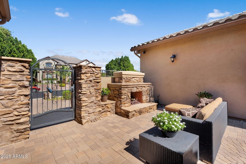 6961 Ivyglen St, Mesa, AZ 85207