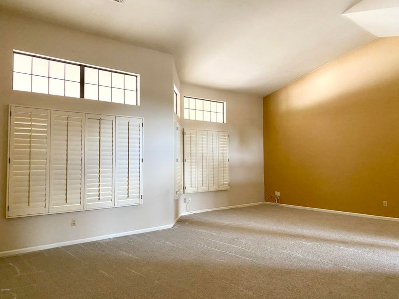 6961 W Voltaire Ave, Peoria, AZ 85381