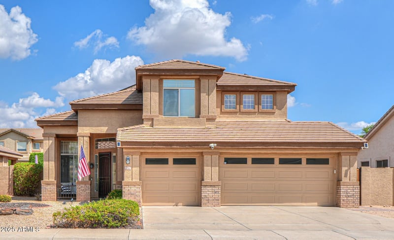 6962 Irma Ln, Glendale, AZ 85308