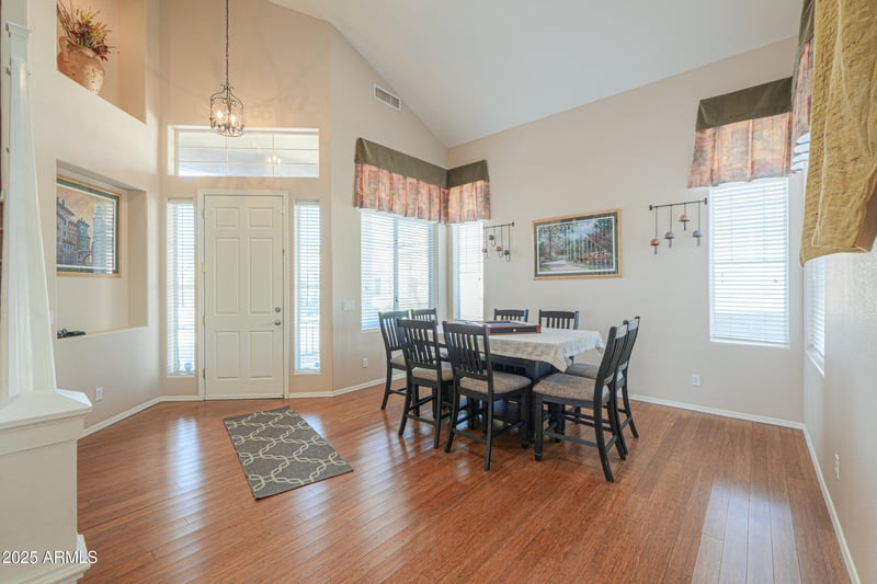 6962 Irma Ln, Glendale, AZ 85308