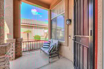 6962 Irma Ln, Glendale, AZ 85308