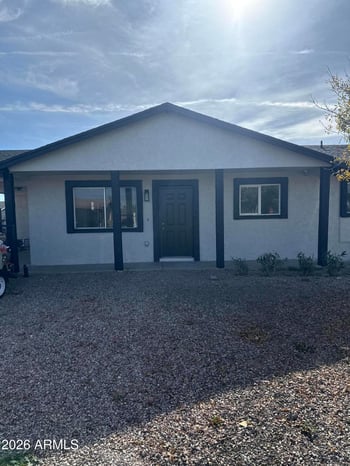 6963 Rancho Dr, Glendale, AZ 85303