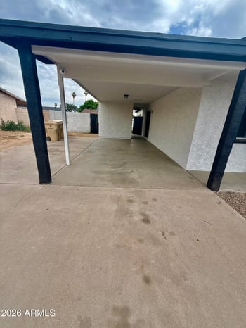 6963 Rancho Dr, Glendale, AZ 85303