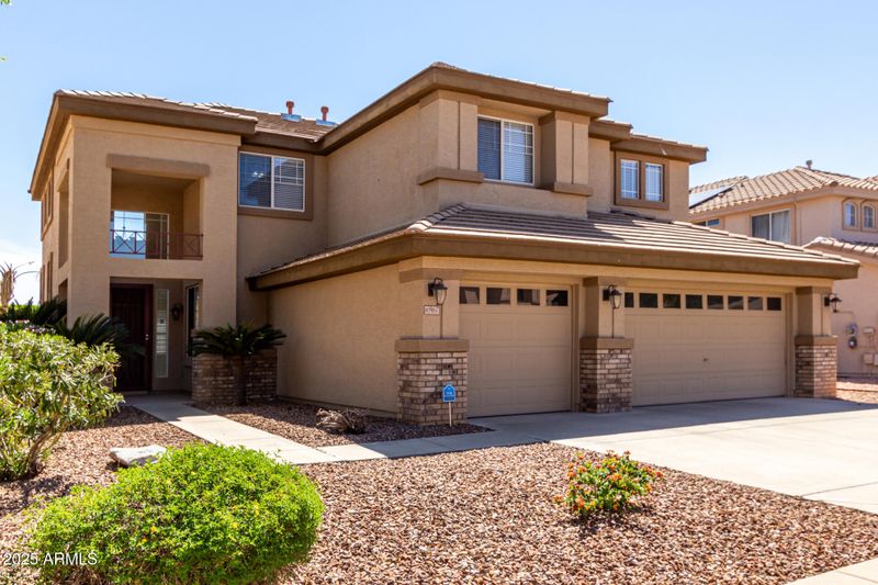 6967 W Potter Dr, Glendale, AZ 85308