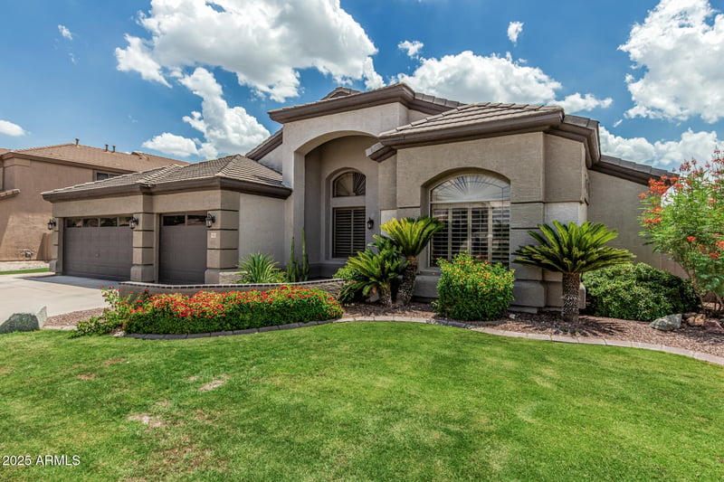 6969 W Aurora Dr, Glendale, AZ 85308