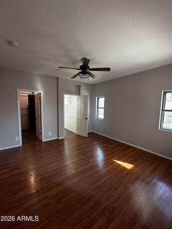 697 Oak Tree Ln, San Tan Valley, AZ 85143