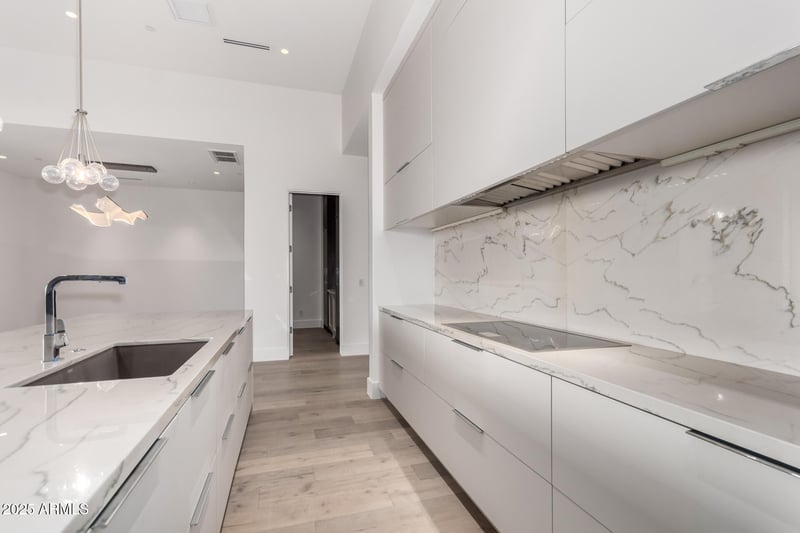 6970 E Joshua Tree Ln, Paradise Valley, AZ 85253