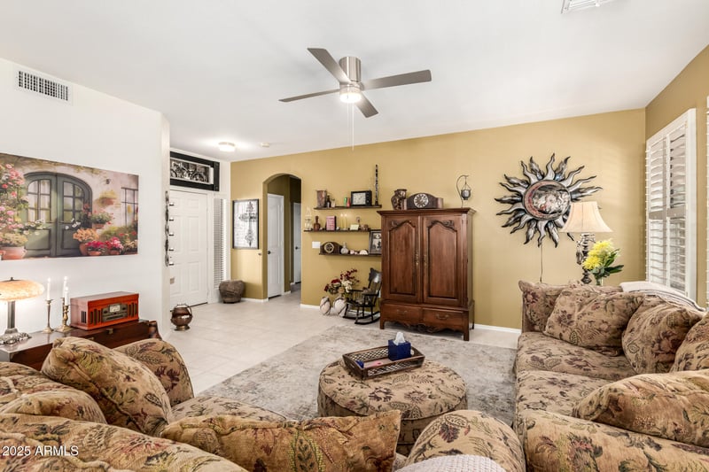 6972 Nantucket St, Chandler, AZ 85249