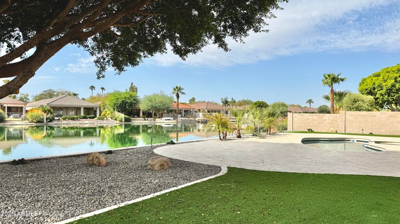 6973 W Firebird Dr, Glendale, AZ 85308