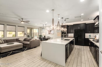 6974 Spur Dr, Peoria, AZ 85383