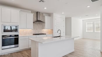 6974 Pinnacle Vista Dr, Peoria, AZ 85383