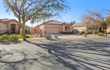 6975 Rose Garden Ln, Glendale, AZ 85308