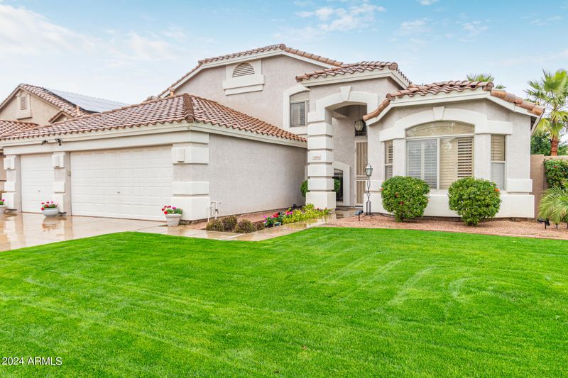 6978 W Lone Cactus Dr, Glendale, AZ 85308