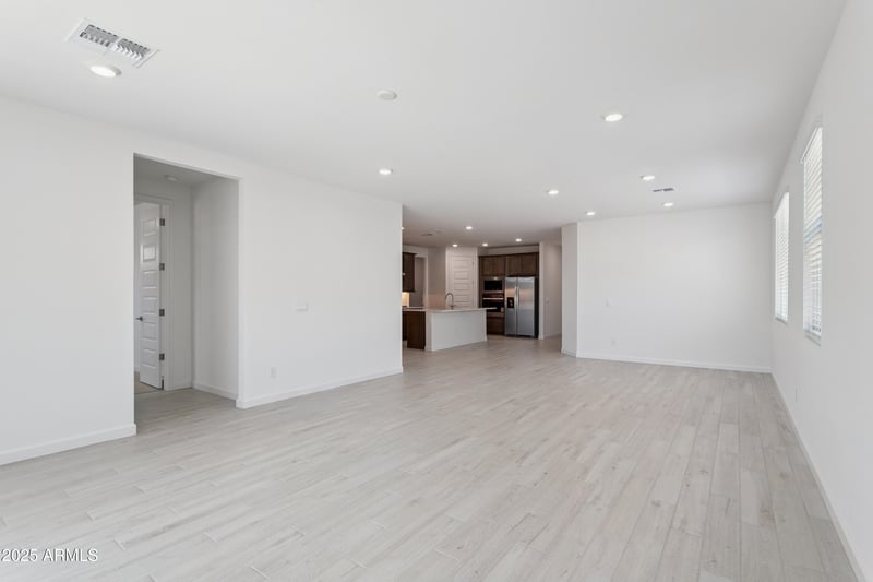 6979 Buckhorn Trl, Peoria, AZ 85383