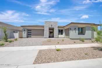 698 W Ridge Rd, Apache Junction, AZ 85120
