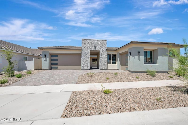 698 W Ridge Rd, Apache Junction, AZ 85120