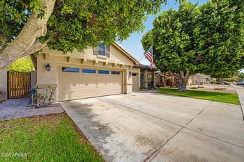 6982 W Irma Ln, Glendale, AZ 85308