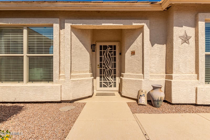 6983 Oxford Ln, Chandler, AZ 85249
