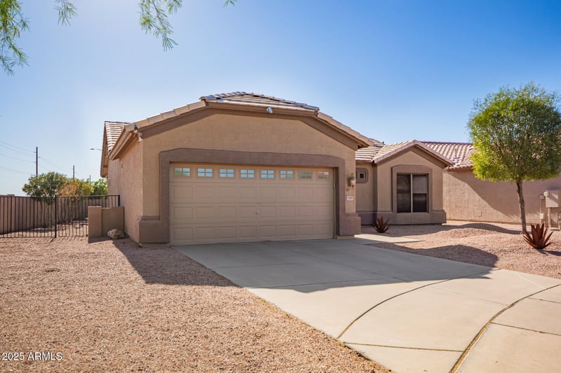 6984 Newport Ct, Chandler, AZ 85249