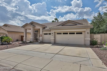 6987 Potter Dr, Glendale, AZ 85308