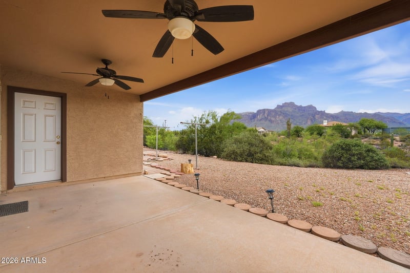 699 N Arroya Rd, Apache Junction, AZ 85119