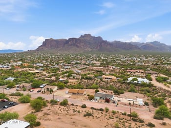 699 Arroya Rd, Apache Junction, AZ 85119