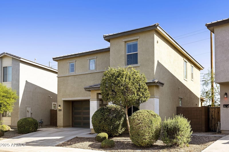 699 Sparrow Ct, Gilbert, AZ 85234