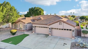 6991 Firebird Dr, Glendale, AZ 85308