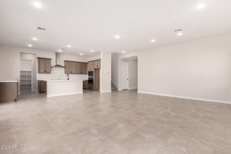 6996 Hayride Ln, San Tan Valley, AZ 85143