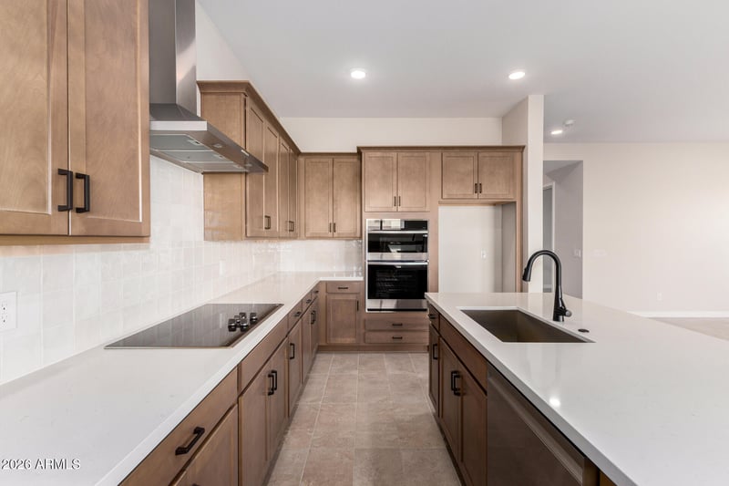 6996 Hayride Ln, San Tan Valley, AZ 85143