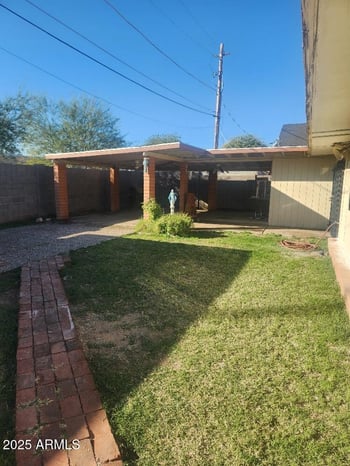 7 Beautiful Ln, Phoenix, AZ 85042