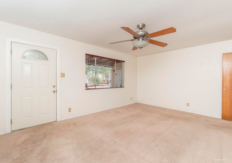 7 E Papago Dr, Tempe, AZ 85288