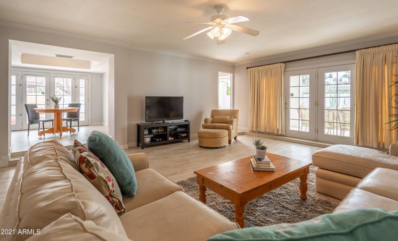 7 E Piping Rock Rd, Phoenix, AZ 85022