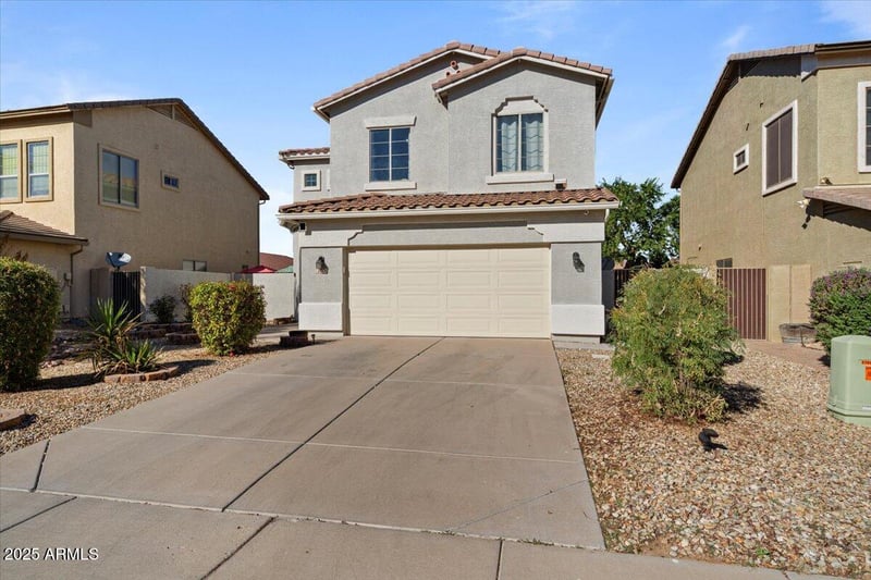 700 Desert Basin Dr, San Tan Valley, AZ 85143