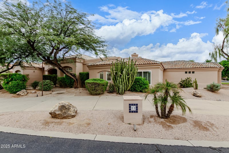 700 Dobson Rd #11, Chandler, AZ 85224